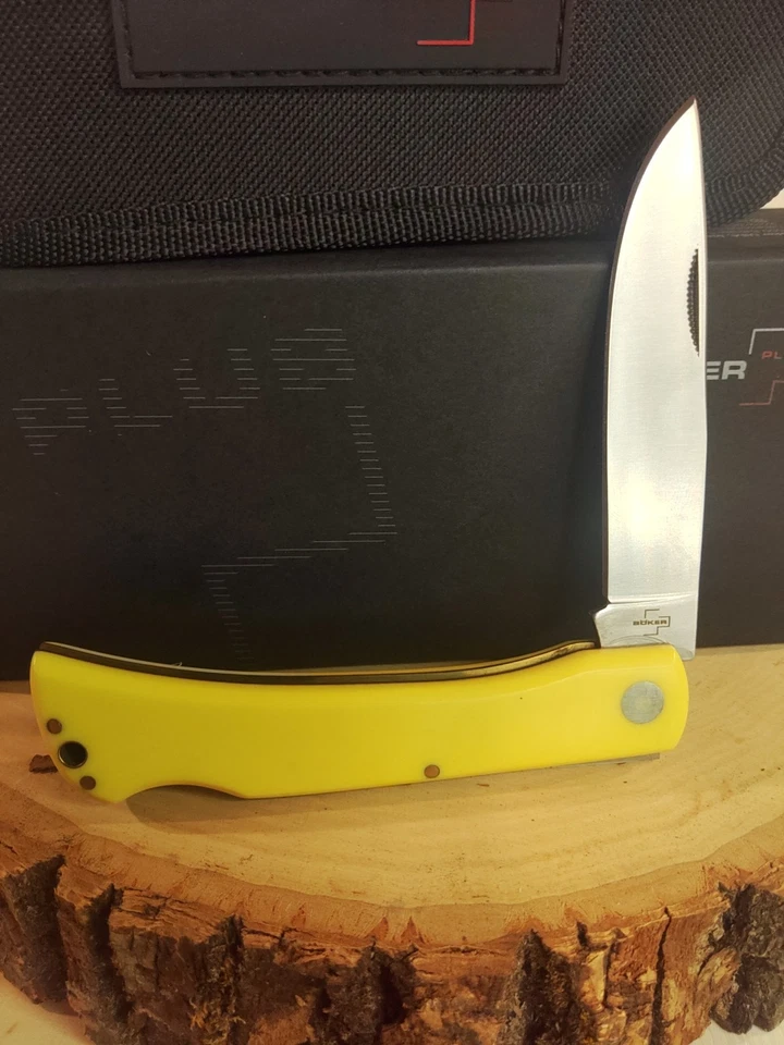 Cuchillo Plegable Boker Plus Rangebuster Mango Amarillo Nuevo 01BO172 Foto 3 de 4