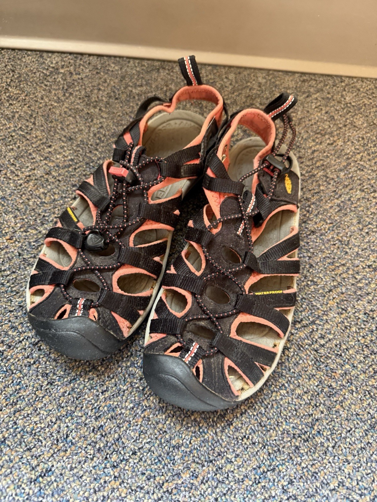 Scarpa sandalo donna Keen Whisper taglia 6 5 nero sportivo atletico usata