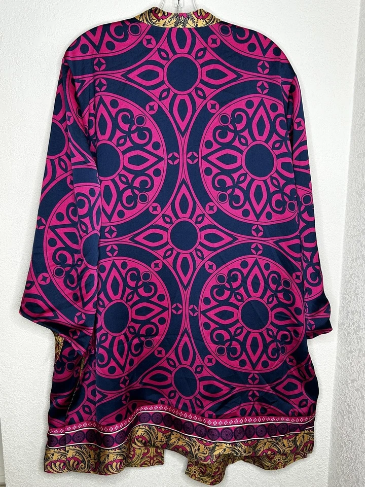 Casaco feminino Chico's tamanho 4 (EUA 2X) rosa marinho geométrico quimono forrado - Imagem 2 de 4