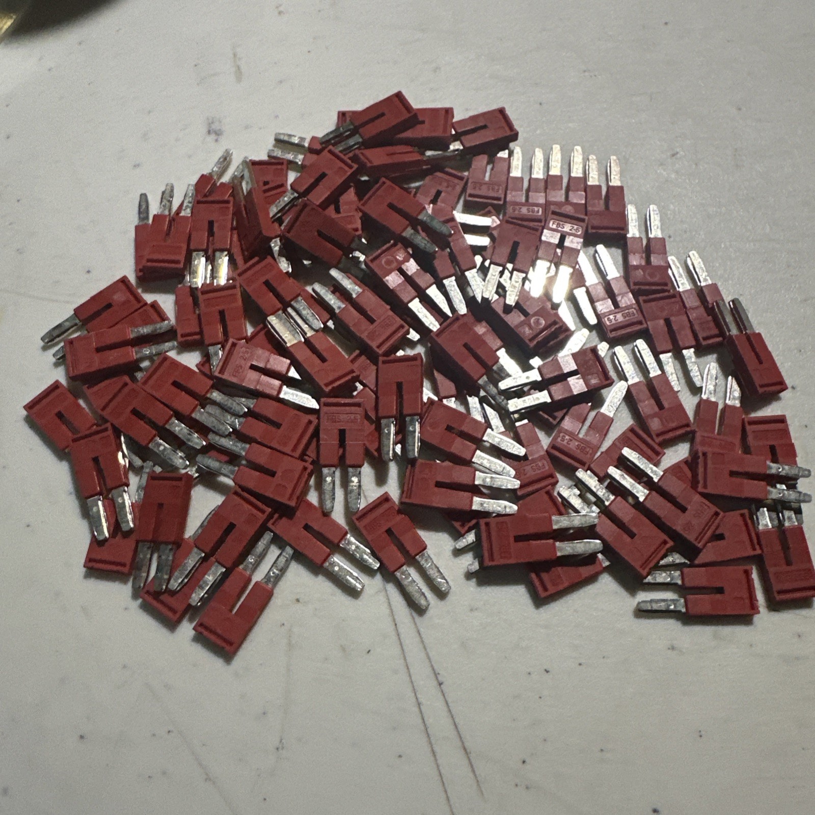PHOENIX CONTACT FBS 2-5 RED, 100PCS PER LOT NEW OLD STOCK