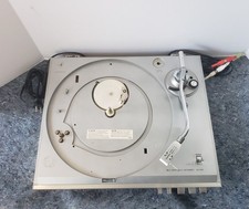 Toshiba SR-F450 Turntable Belt Drive Fully Automatic TURNS ON, AS IS