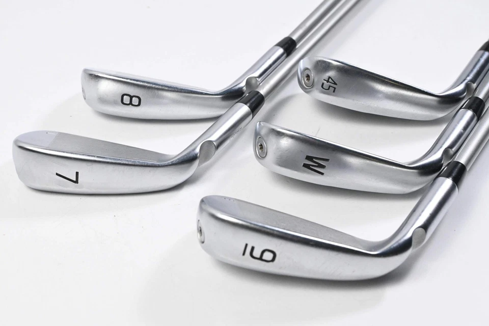 Ping G430 Irons / 7-PW+GW / Red Dot / Senior Flex Ping Alta Quick 35 Shafts - Image 4 of 4