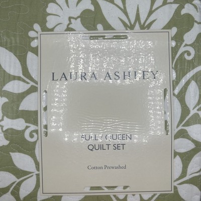 NEW! Laura Ashely- Rowland Green, 3 Piece Quilt Set, Bedroom Full/Queen