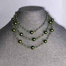 Green Triple Strand Multi Strand Glass Bead Necklace 10"