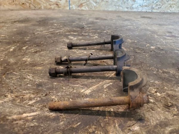 Lote de 3 tapa de cojinete del árbol de levas Ford modelo T 1916-1927 con pernos originales Foto 3 de 4