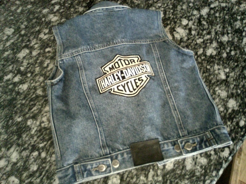 Harley Davidson Women's size 7 Jean Vest Logo on Back