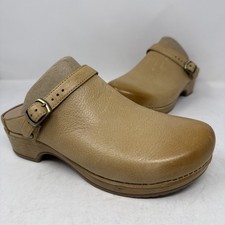 717 Dansko Berry Milled Burnished Mules Clogs...