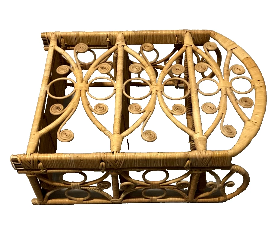 Vintage Wicker 3 Tier Etagere Shelf Wall Hung or Table Top - Folding Shelf - Image 2 of 4