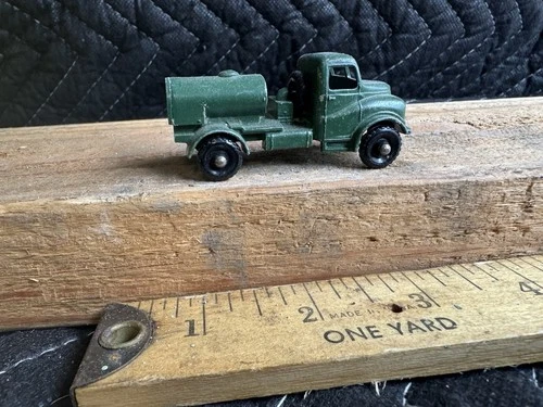 Vintage Matchbox Lesney | No. 71 AUSTIN 200 GALLON WATER TRUCK. 1 Of 2
