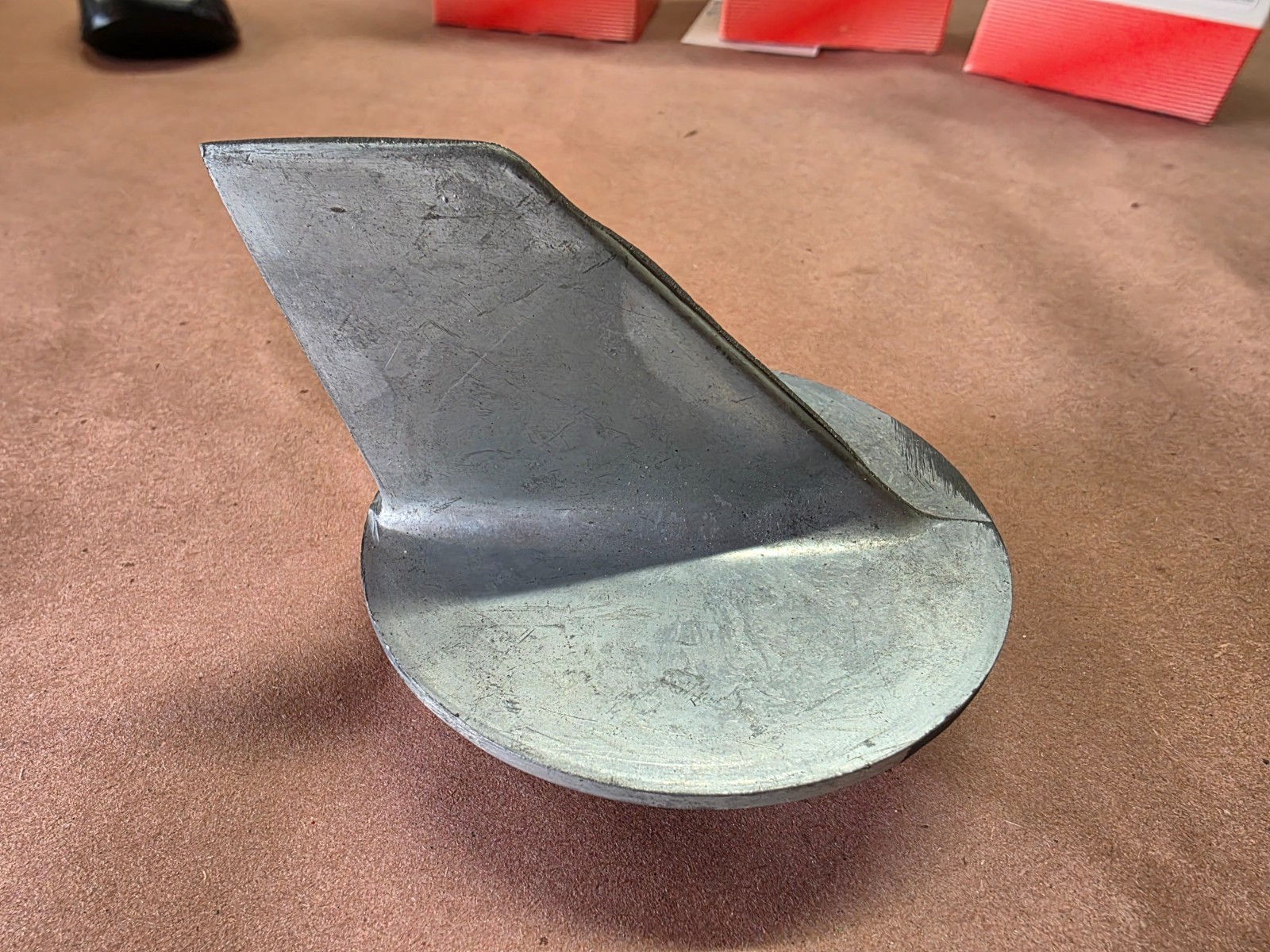 Foto 10 di 13