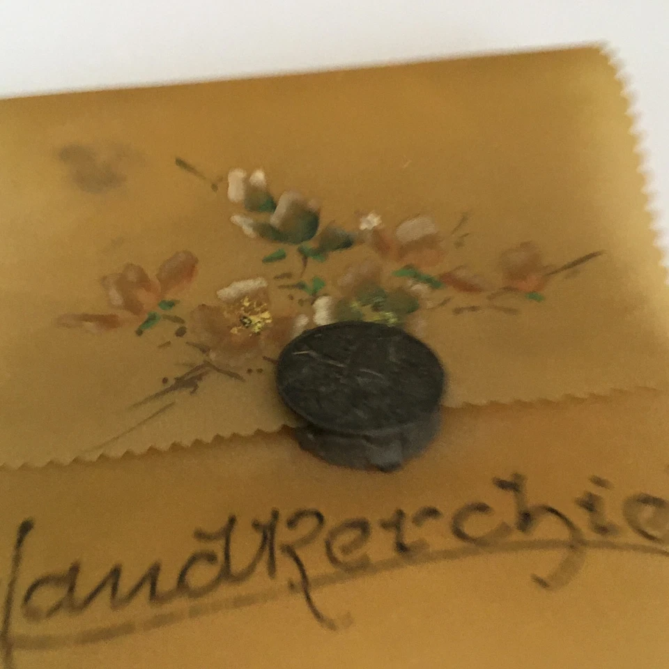 RARO RARO ANTIGUO PAÑUELOS CELLIOUD SOPORTE BOLSA BROCHE ÚNICO PINTADO A MANO Foto 2 de 4