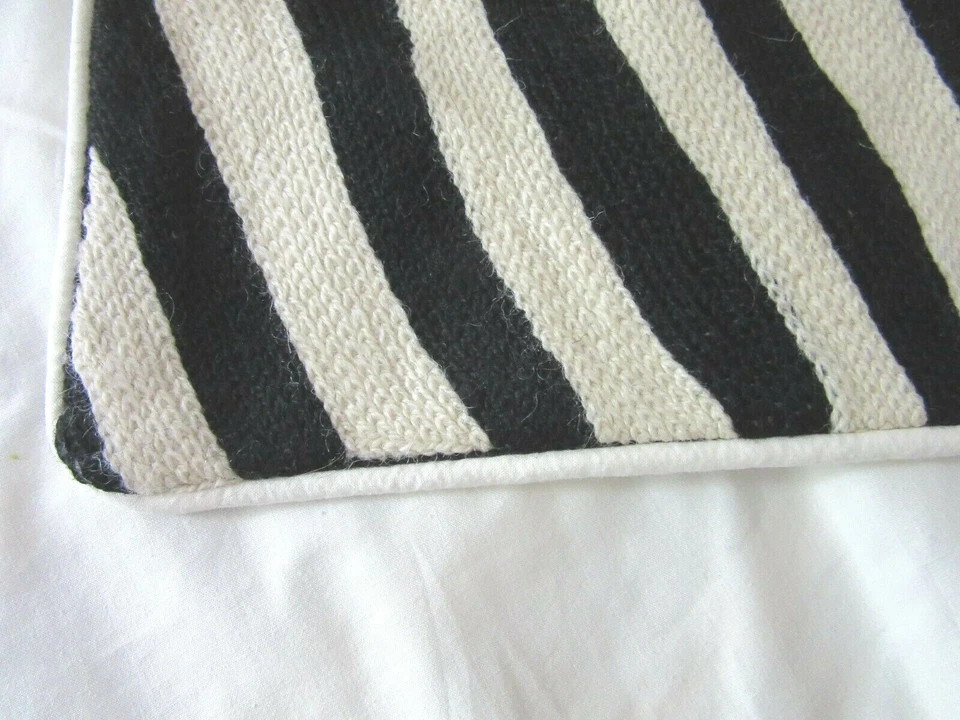 KARIGAR EMBROIDERED WOOL ACCENT PILLOW COVER 20" ~ Black and Ivory ~ New - Image 4 of 4