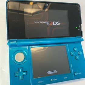 Nintendo 3DS Handheld Video Game Console Blue CTR-001 (USA) W Charger Stylus