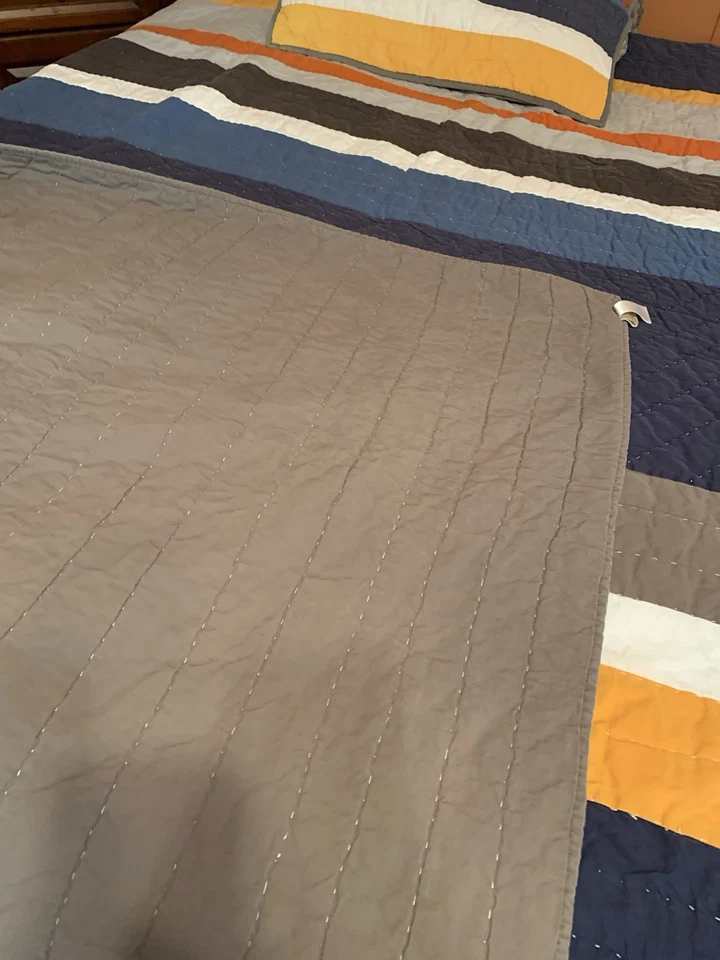 PB Teen Pottery Barn MVP Stripe Quilt & Pillow Sham Twin (64” X 84”) 100% Cotton - Image 3 of 4