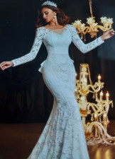 Ivory Lace Long Sleeve V Neck Mermaid Wedding Dress with Train