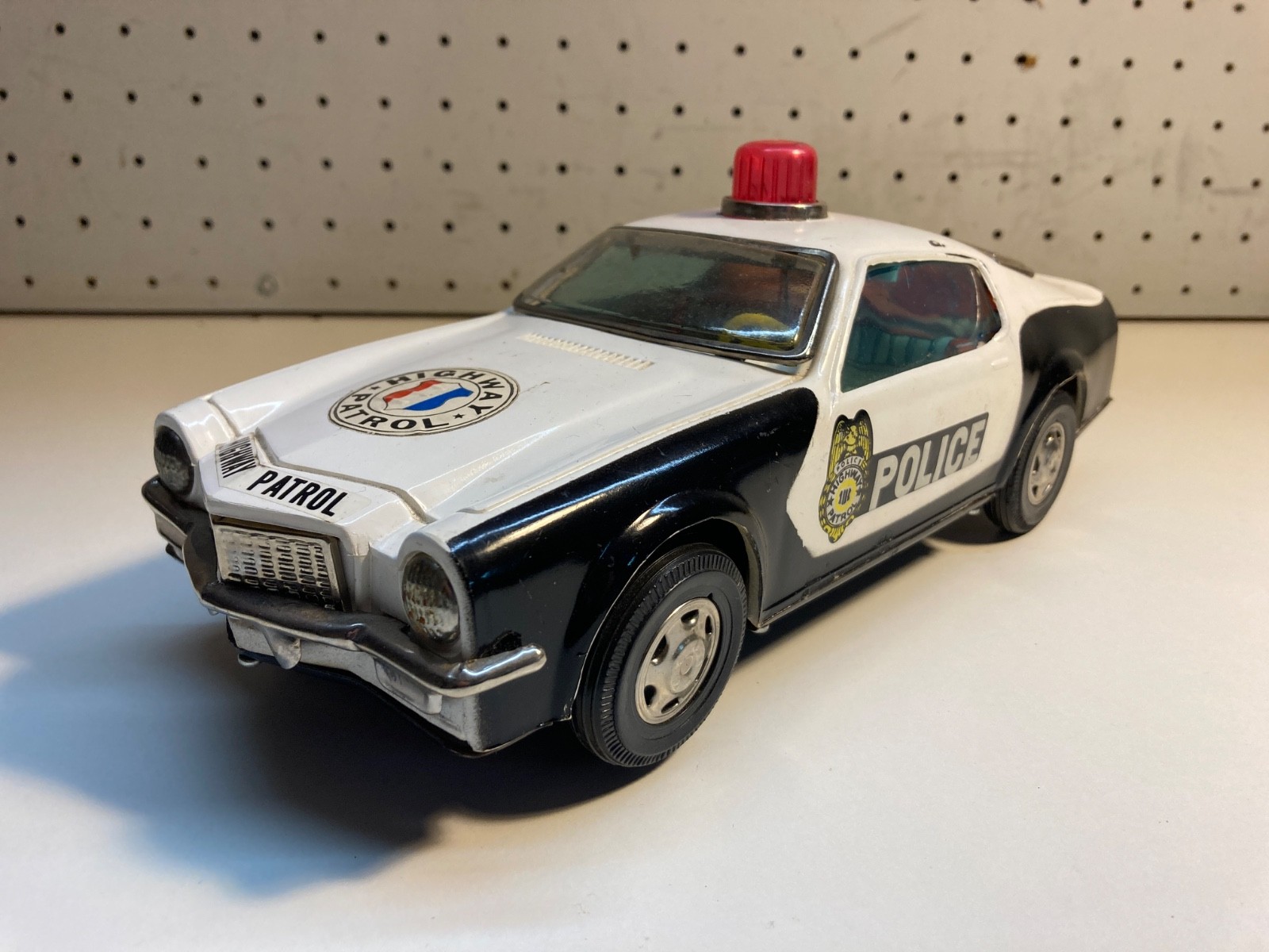 Taiyo Made in Japan Highway Patrol Car, tinplate, battery operated
