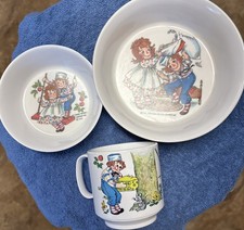 Vtg. 1969 Raggedy Ann and Andy 3 Piece Melamine Child s Bowls Cup