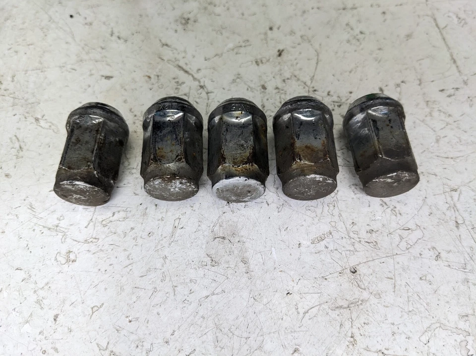 JEEP PATRIOT 2.0 CRD 2008 WHEEL NUTS BOLTS 5x - Image 3 of 4