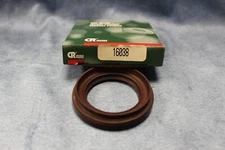 New In Box (MT041A1) Chicago Rawhide 16038 Oil Seal (61MM OD X 41MM ID X 13MM W)