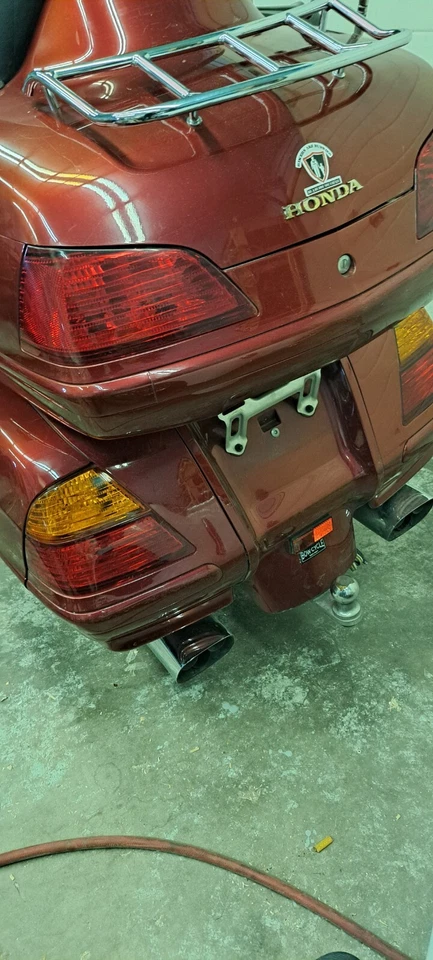 Honda: Gold Wing - Image 3 of 4