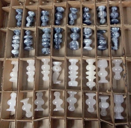 酷花岗岩大理石棋盘套装带定制大理石象棋棋子黑白 — 第 4/4 张图片