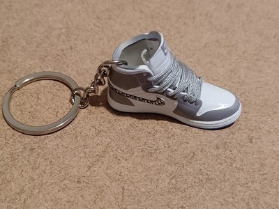 Neuheit Nike Air Jordan 1 Dior Schlüsselanhänger 