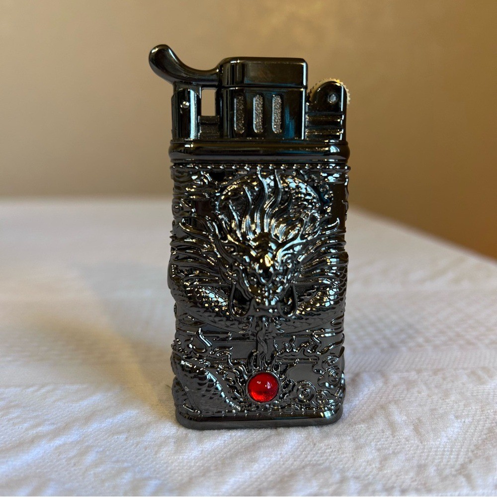 Dragon Embossed Butane Torch Lighter