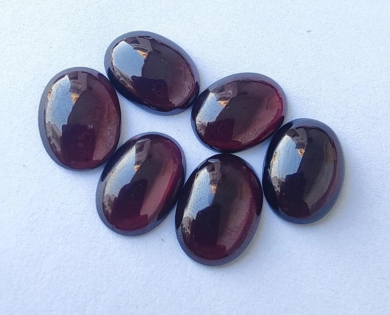 Piedras preciosas sueltas cabujón ovaladas granate rojo natural de 3x5 mm a 12x16 mm para joyería Foto 2 de 4