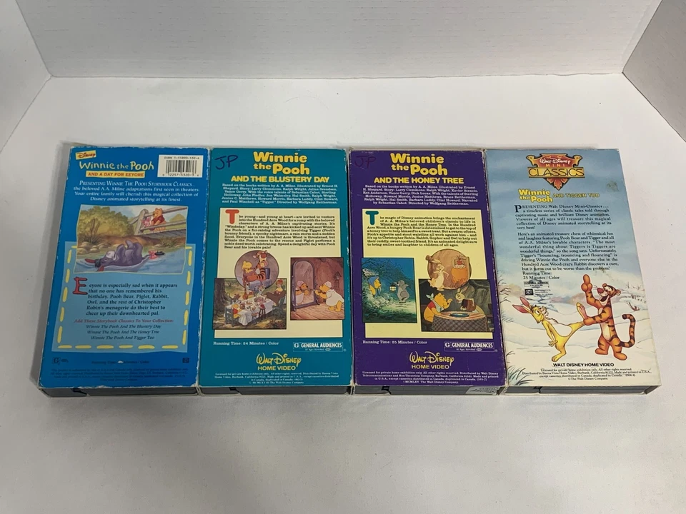 Winnie The Pooh VHS Lot Walt Disney Home Video Piglet Tigger Eeyore 4x Tapes VHS - Image 2 of 4