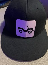 Jeep baseball style Hat Flex Fit S-M Blk. Pink Excellent Condition