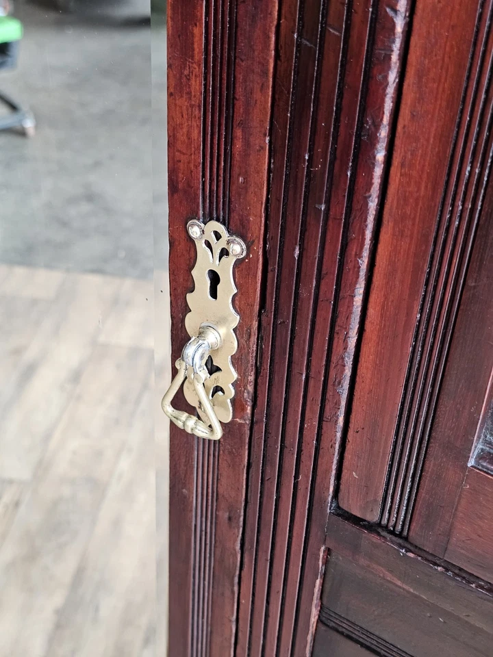 Armario antiguo C. 1880 caoba roto hecho en inglés Foto 3 de 4