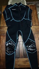 New Seaskin Women's Size Medium Full Body Wetsuit New Black With Blue Stitch