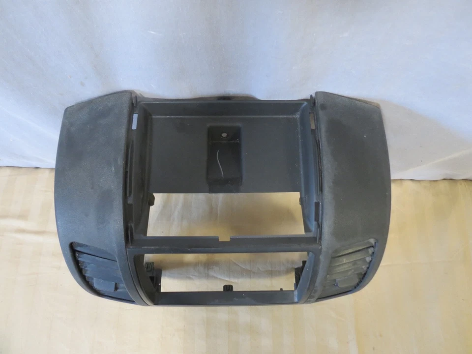 05-12 Nissan Frontier Suzuki Equator Radio Climatizador Centro Panel de Salpicaduras Fabricante de Equipo Original Foto 2 de 4