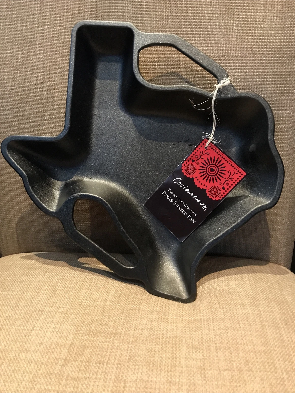 Cocinoware Texas Shaped Cast Iron Skillet NWT