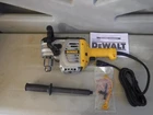 DEWALT  DWD450 DRILL .