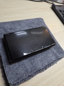 Nintendo 3DS with original box - Cosmo Black - For Repair Tested and Working