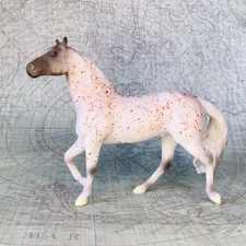 Breyer cm SM Smart Chic Olena SCO