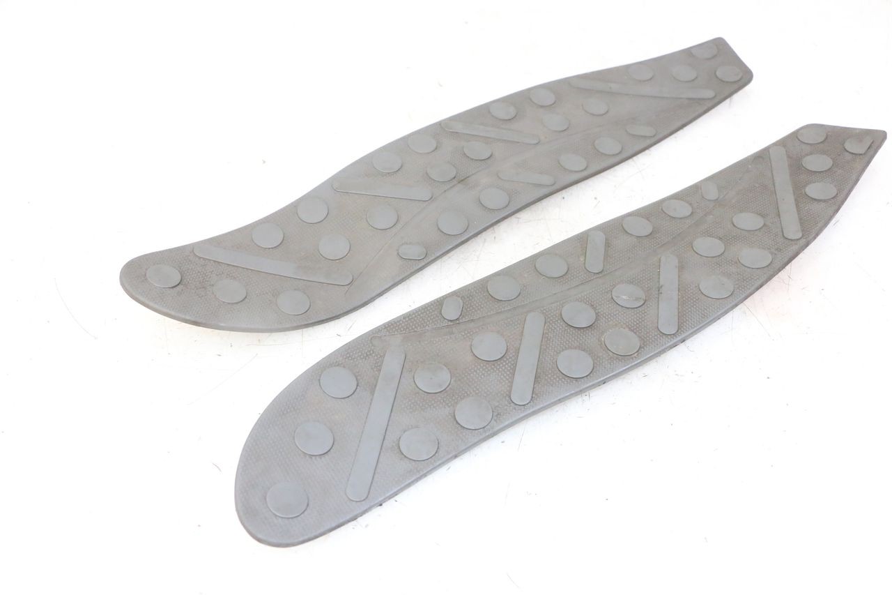 TAPA REPOSAPIES GOMMA - APRILIA RALLY AC 50 (1995 - 2004)