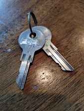  Set of 2 Original Briggs & Stratton Lock Locking Fuel Gas Cap Keys # A955