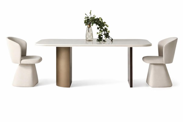 Eleganter Esstisch Mit Zwei StüHlen Aus Modernem Design Und Stil-image