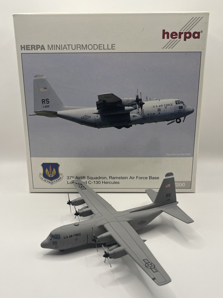 Herpa 1/200 551779 US Airforce 37th Airlift Squadron Lockheed C