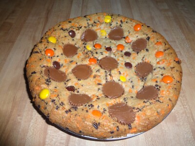 AMAZING HOMEMADE LOADED PEANUT BUTTER COOKIE CAKE (9'')