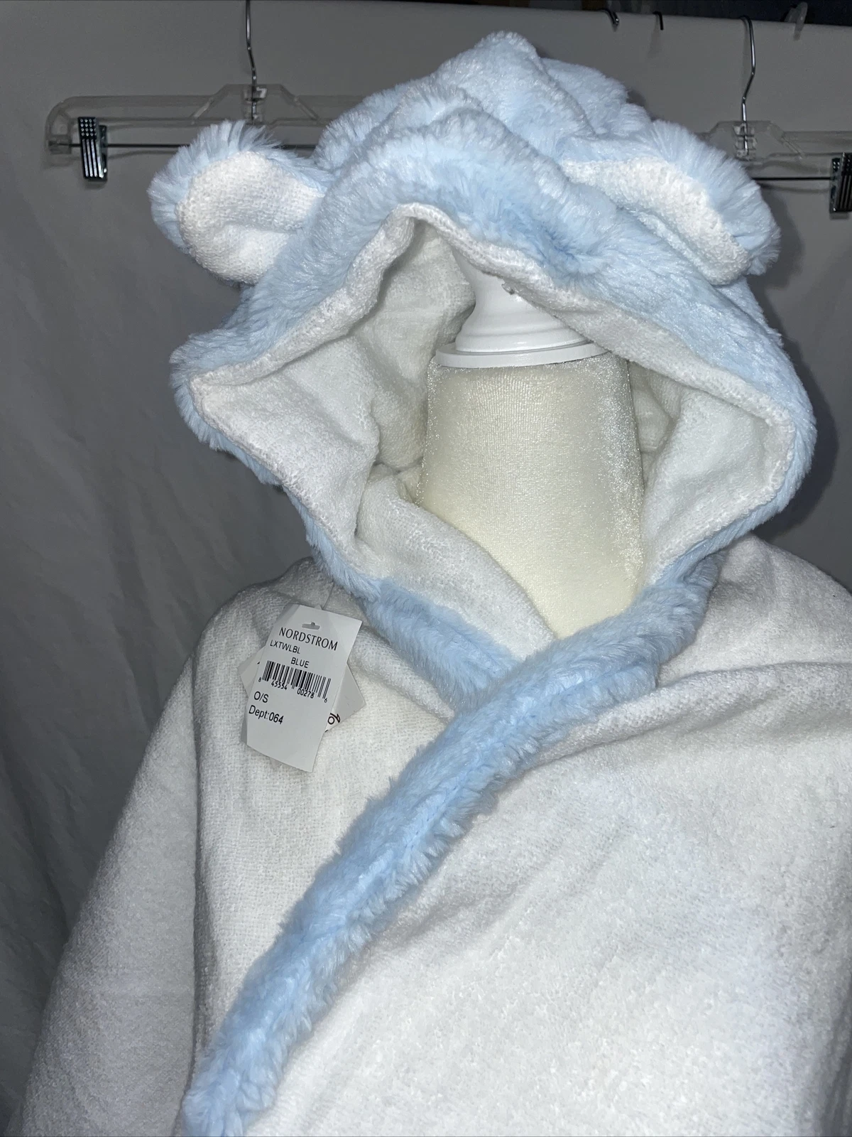 NEW Little Giraffe Luxe Baby Blue Infant Hooded Towel Ears New w/Tags ~ So Soft!
Opens in a new wind