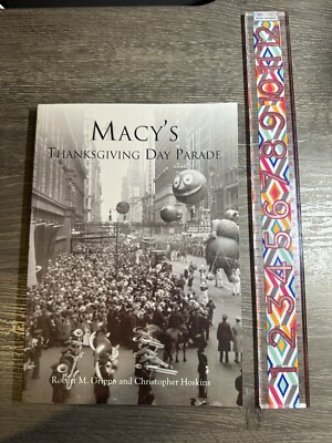 Macy's Thanksgiving Day Parade (NY) (Images of America) 9780738535623|