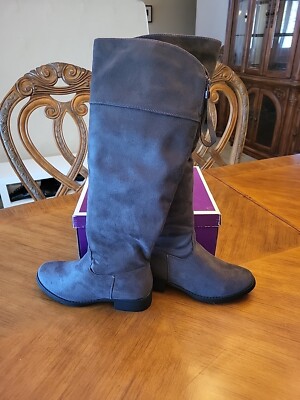 J . Mank Women's Knee High Faux Suede Boot  Grey  Sz 5.5 US