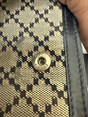 Vintage Gucci Long Wallet Subtle Design Quiet Luxury - Picture 15 of 18