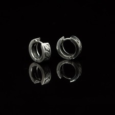 Orecchini a cerchio huggie foglia quercia argento sterling ossidato per uomo e donna regalo