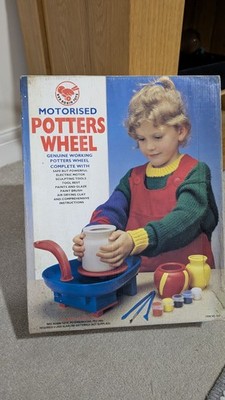 Red Robin Toys Vintage Potters Wheel