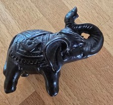 kleiner Elefant ca. 6,8 x 4,5 x 4 cm