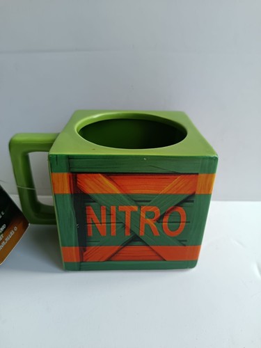 2 x Crash Bandicoot Crate Mugs - TNT & Nitro - Numskull Activsion - Picture 8 of 12